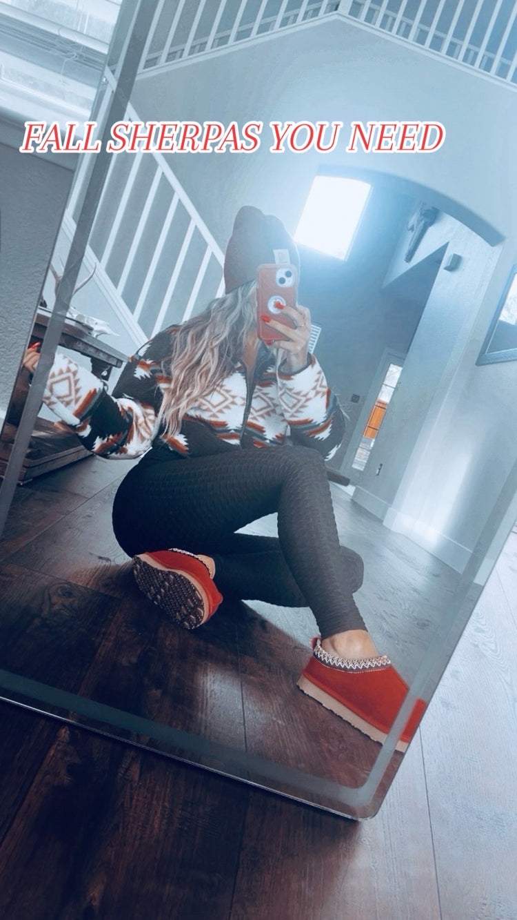 Dark Sherpa/ hunter/ tan