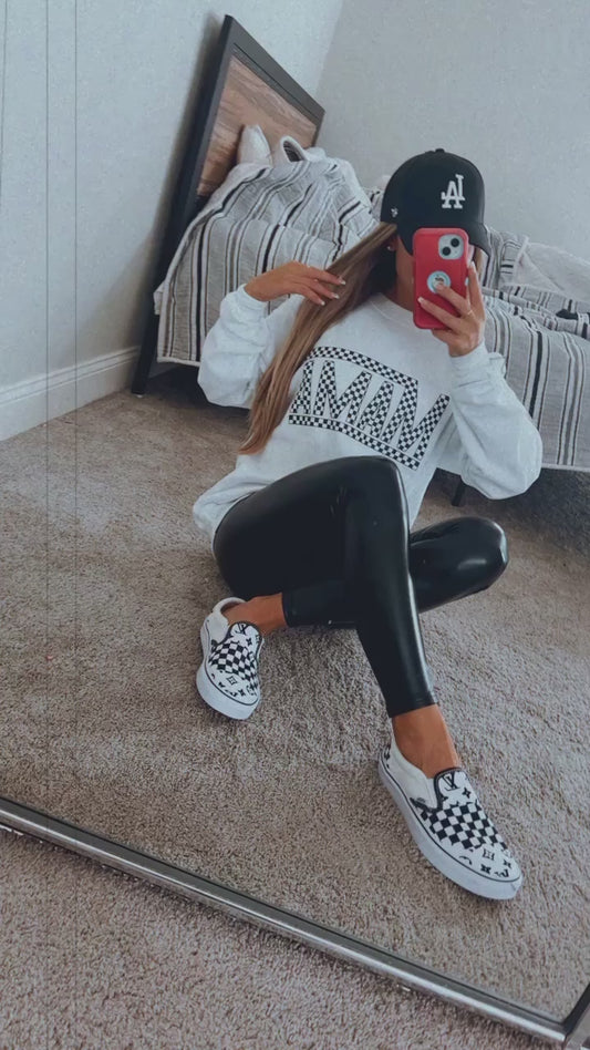 mama checkered sweatshirt ONLY